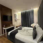 Arberia Palace Hotel 4*