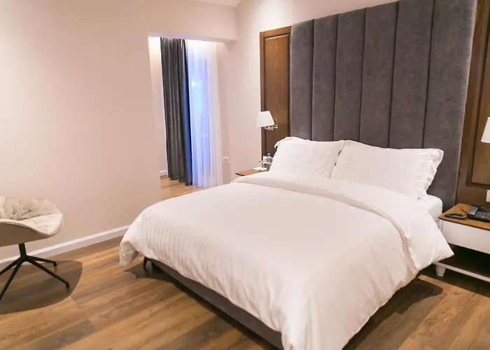 Arberia Palace 호텔 Fushe Milot