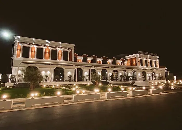 Arberia Palace 호텔 4*